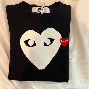 Comme des Garcon Play X-Ray Heart Logo Graphic Tee